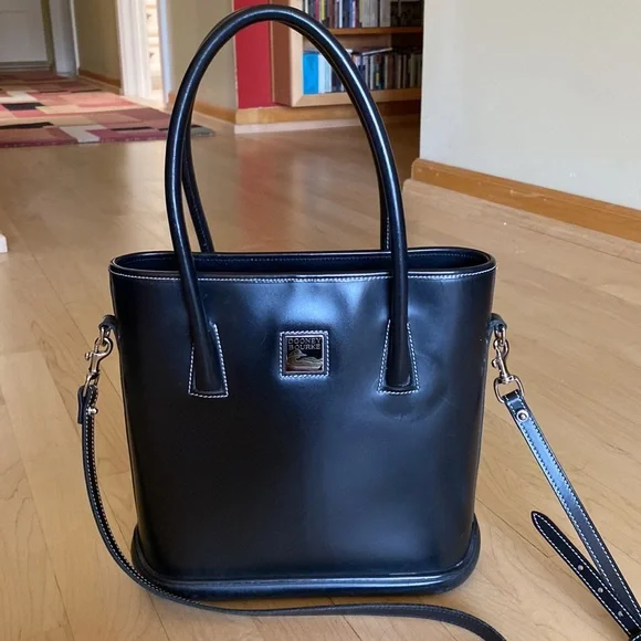 Dooney and bourke parasole shop